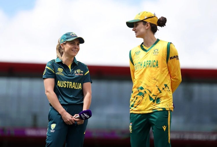 AUSTRALIA SPINS OUT SOUTH AFRICA TO SET UP A FACILE WIN